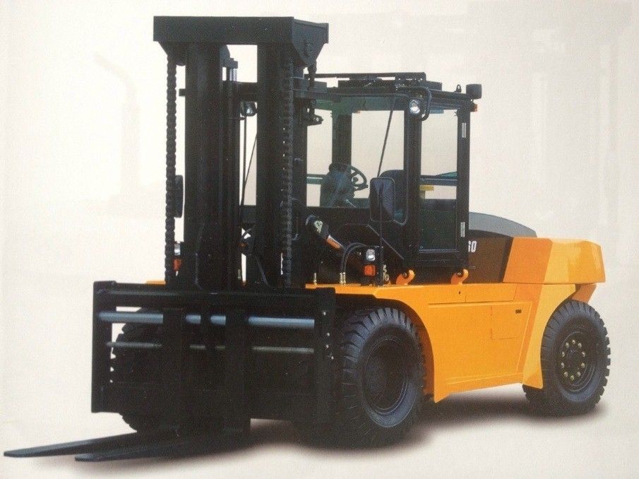 Container 14T Diesel Forklift Truck With Dual Front Pneumatic Tires / 3m High Mast