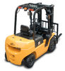 China 4 Wheeled 2T Gasoline Forklift Truck With Pneumatic Tire 3000mm Lifting distributor