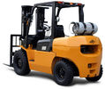 Pneumatic Tire LPG Forklift Truck 5 Ton Counterbalance For Car / Factory for sale
